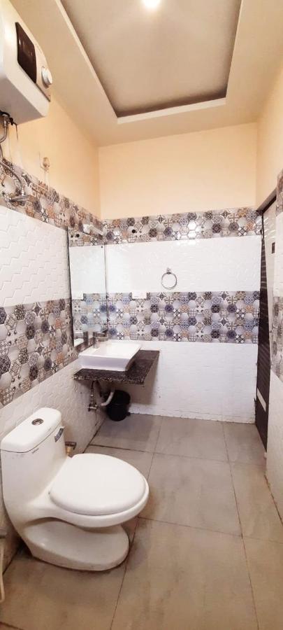 Samudra Bilas Hotel Мандармони Екстериор снимка