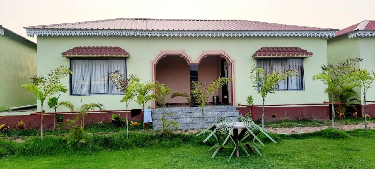 Samudra Bilas Hotel Мандармони Екстериор снимка